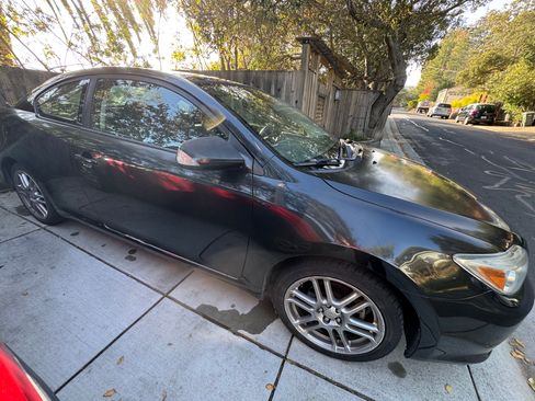 Used 2007 Scion tC Spec image 2