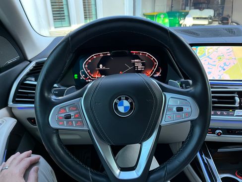Used 2019 BMW X7 xDrive40i w/ Premium Package AWD/4WD image 24