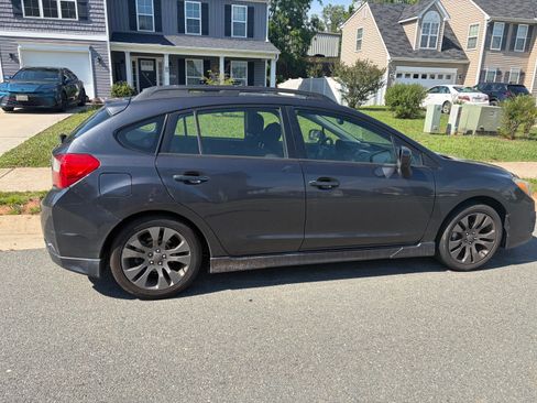 Used 2012 Subaru Impreza 2.0i Sport Premium AWD/4WD image 4