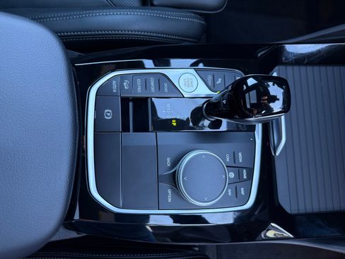 Used 2025 BMW X4 xDrive30i w/ M Sport Package image 14