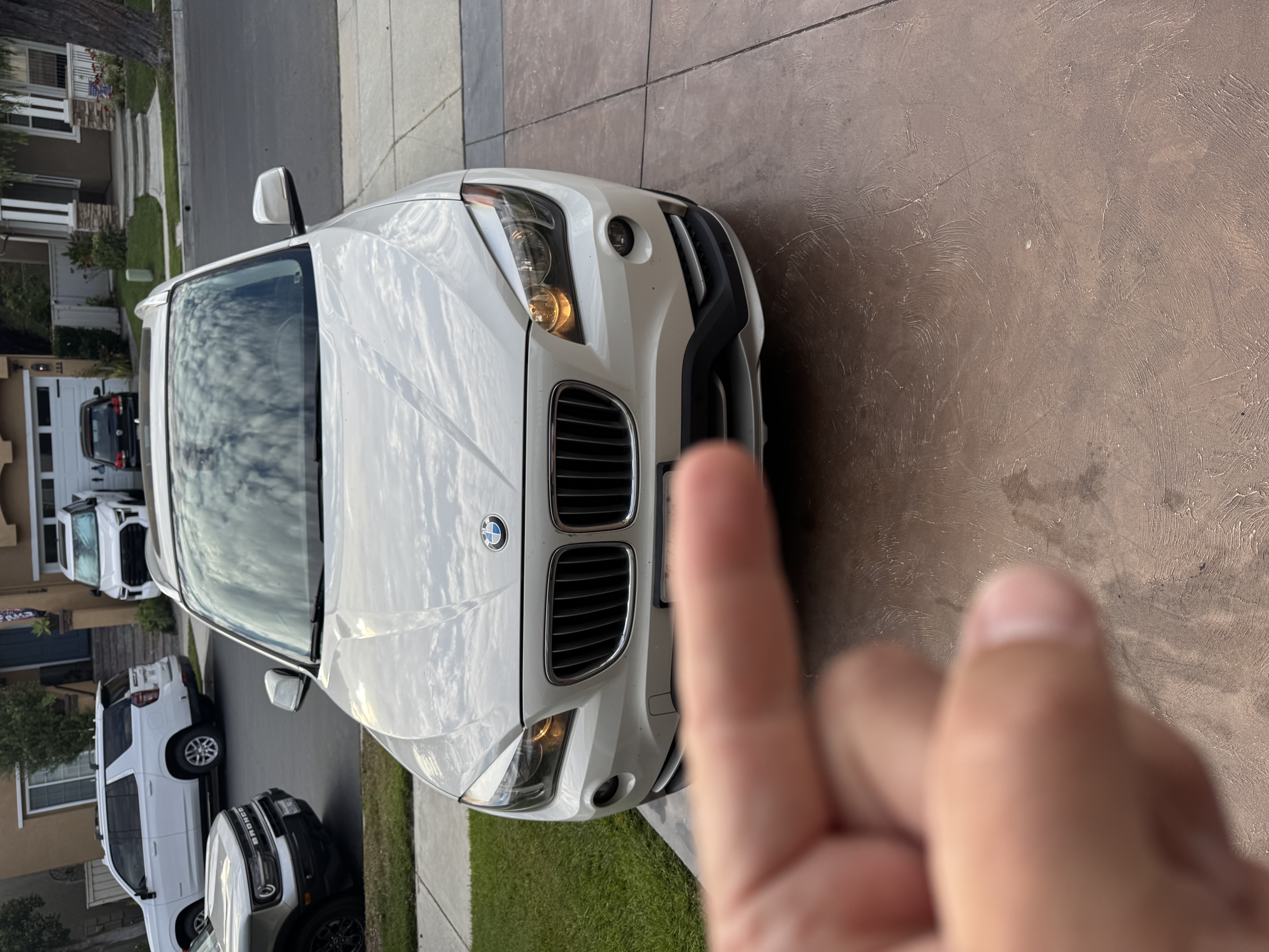 Used 2015 BMW X1 sDrive28i RWD image 1