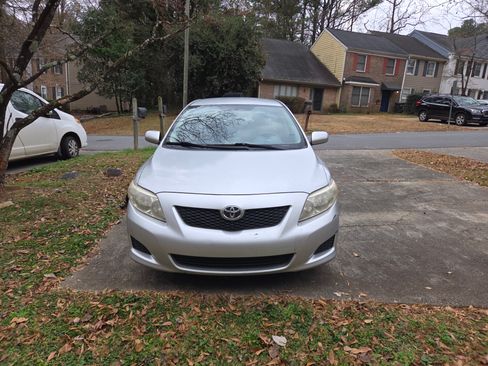 Used 2009 Toyota Corolla image 2