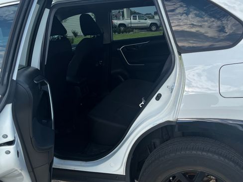 Used 2023 Toyota RAV4 LE FWD image 28