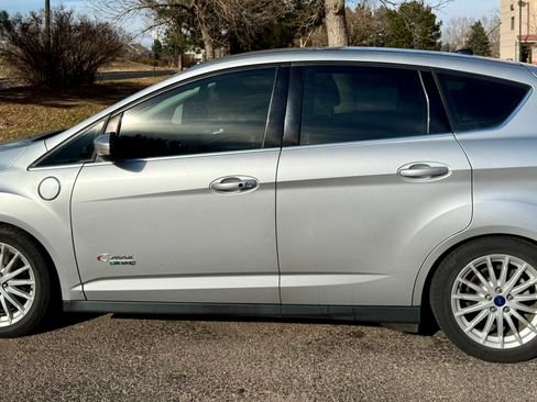 Used 2016 Ford C-MAX Energi SEL image 2