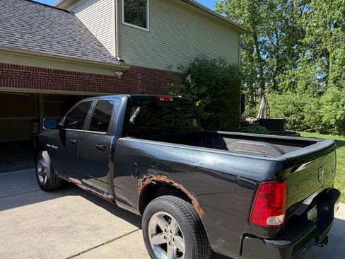 Used 2009 Dodge Ram 1500 Truck Sport AWD/4WD image 11