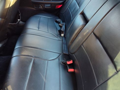 Used 1993 Ford Taurus SHO image 15