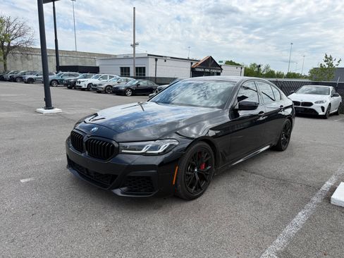 Used 2022 BMW M550i xDrive w/ Dynamic Handling Package AWD/4WD image 1