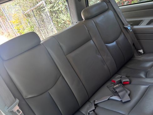 Used 2006 GMC Yukon XL Denali AWD/4WD image 5