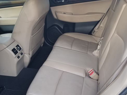 Used 2017 Subaru Outback 2.5i Limited image 17