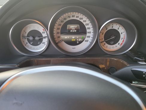 Used 2014 Mercedes-Benz E 350 E 350 Sedan 4D image 17