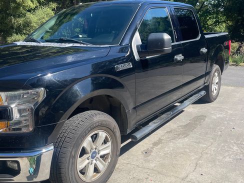 Used 2017 Ford F150 XLT AWD/4WD image 1