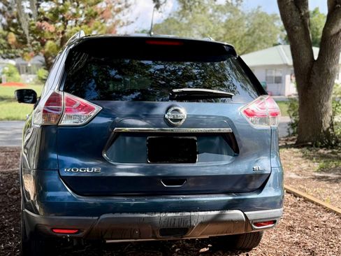 Used 2015 Nissan Rogue SL w/ SL Premium Package FWD image 4