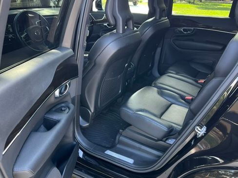 Used 2017 Volvo XC90 T6 Momentum w/ Vision Package AWD/4WD image 13