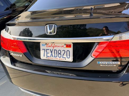 Used 2014 Honda Accord Touring image 12