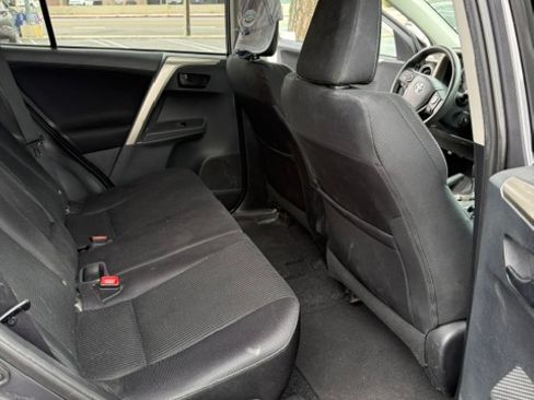 Used 2013 Toyota RAV4 XLE AWD/4WD image 11