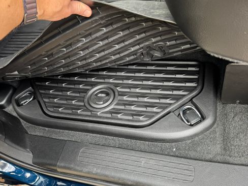 Used 2023 RAM 1500 Laramie image 15