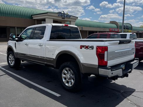 Used 2019 Ford F250 King Ranch w/ King Ranch Ultimate Package AWD/4WD image 6