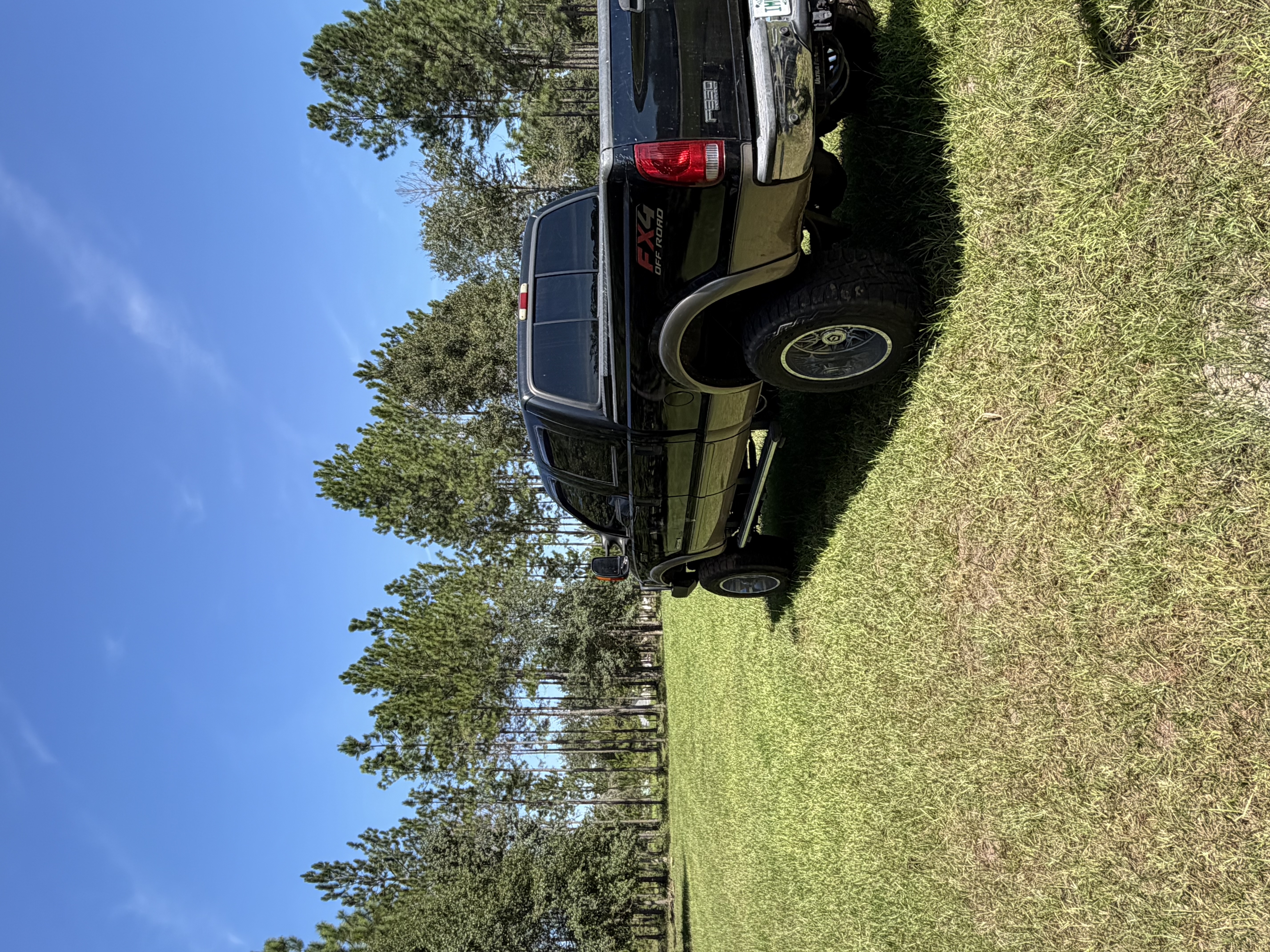 Used 2004 Ford F350 XLT AWD/4WD image 8