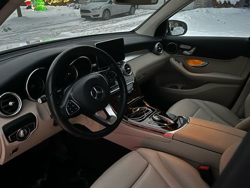 Used 2016 Mercedes-Benz GLC 300 image 6