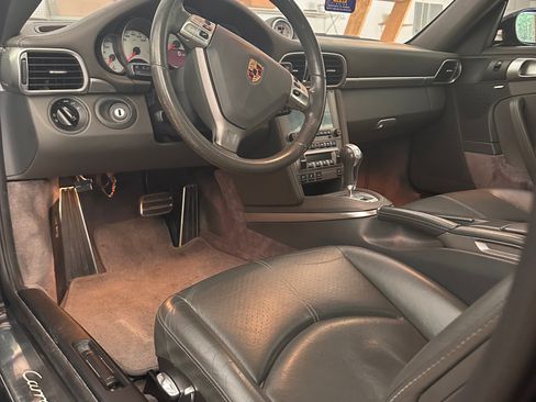 Used 2006 Porsche 911 Carrera S RWD image 12