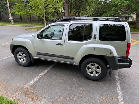 Used 2013 Nissan Xterra S AWD/4WD image 9
