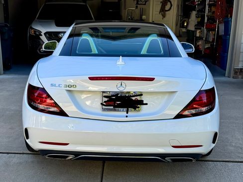 Used 2020 Mercedes-Benz SLC 300 image 9