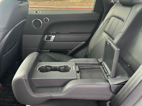 Used 2022 Land Rover Range Rover Sport HSE Silver Edition image 8
