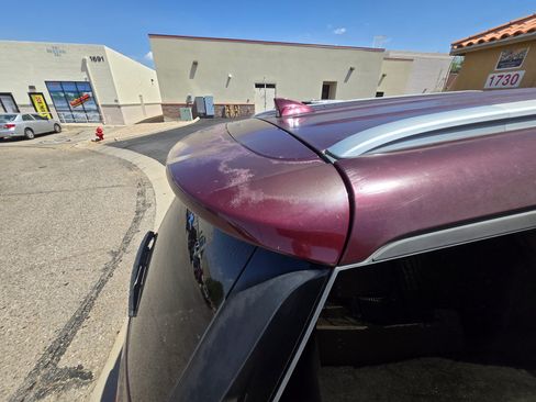 Used 2017 Kia Sedona LX w/ LX Essentials Premium Package image 6