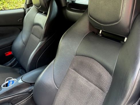 Used 2012 Nissan 370Z Touring image 6