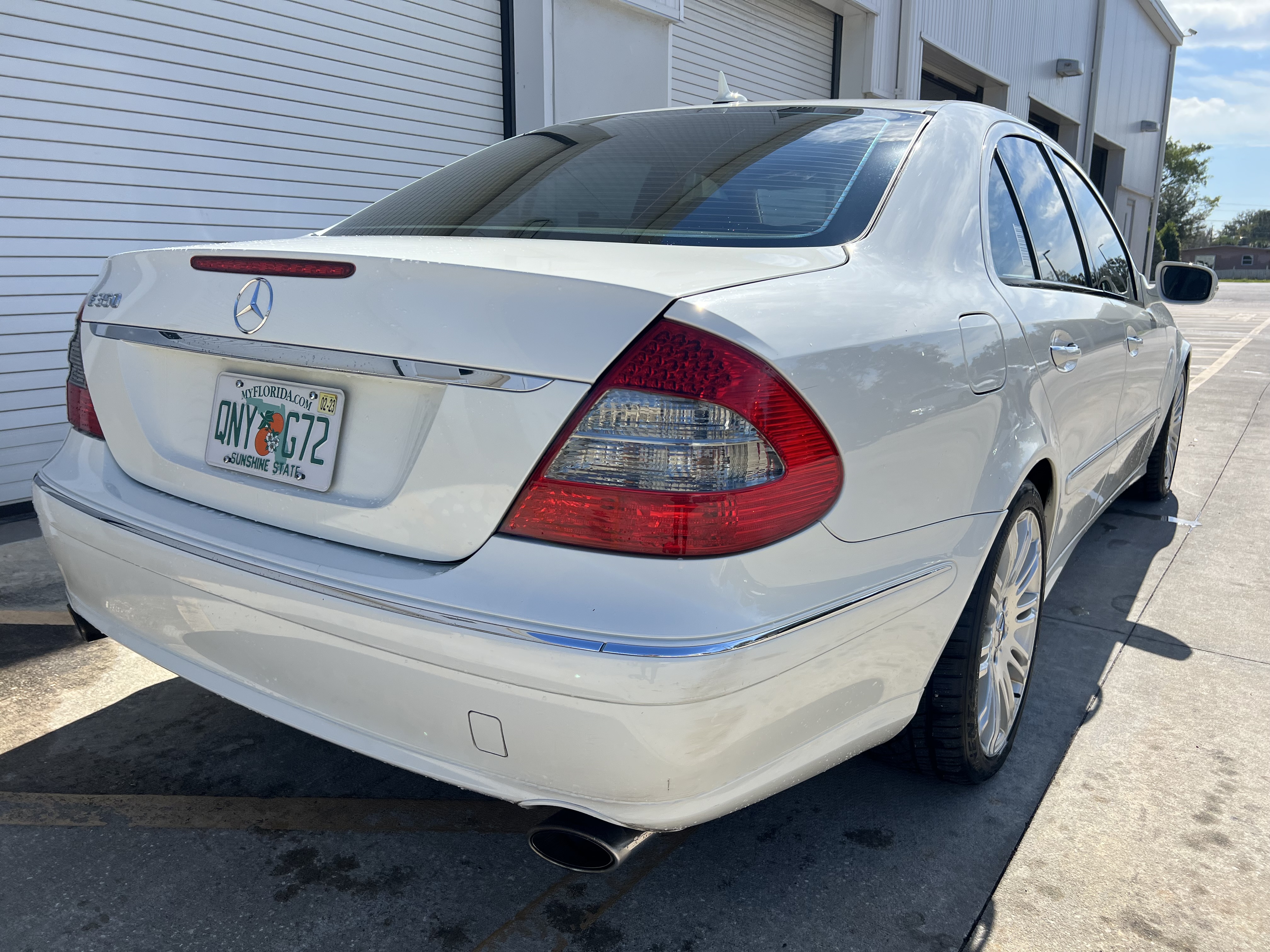 Used 2007 Mercedes-Benz E 350 Sedan image 4