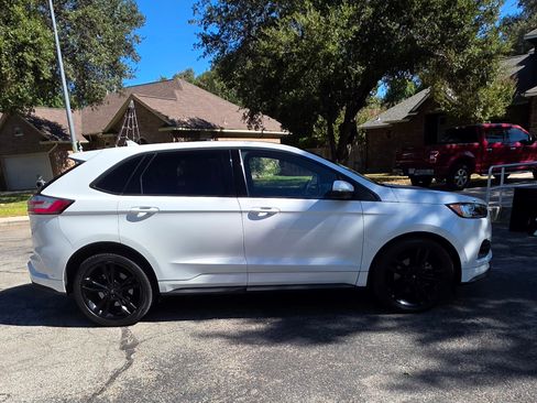 Used 2020 Ford Edge ST w/ Equipment Group 401A image 4