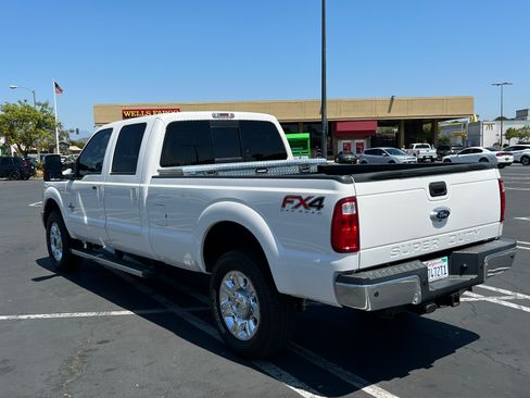Used 2015 Ford F350 Lariat w/ Lariat Ultimate Package AWD/4WD image 8