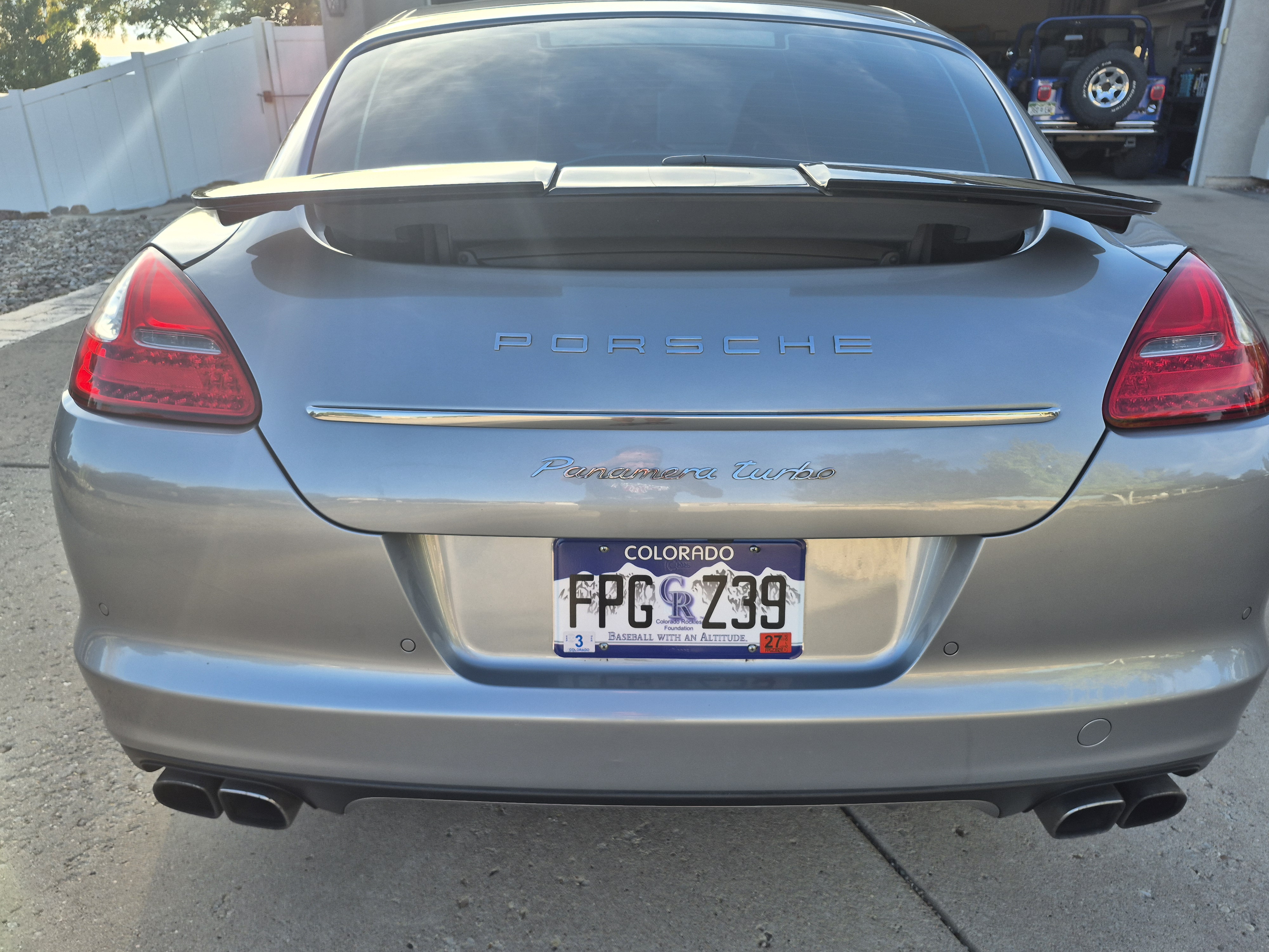 Used 2010 Porsche Panamera Turbo AWD/4WD image 11