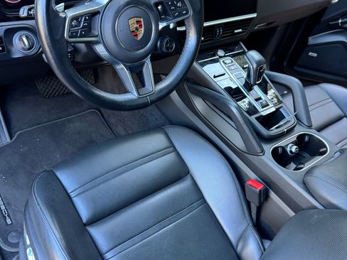 Used 2021 Porsche Cayenne E-Hybrid AWD/4WD image 20
