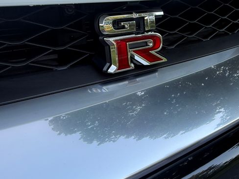 Used 2021 Nissan GT-R Premium AWD/4WD image 10