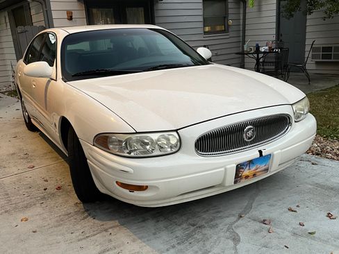 Used 2003 Buick Le Sabre Custom image 1