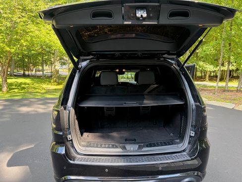 Used 2022 Dodge Durango SRT w/ SRT Interior Appearance Group AWD/4WD image 6