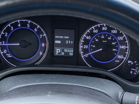 Used 2013 INFINITI G37 x Coupe w/ Premium Pkg image 16