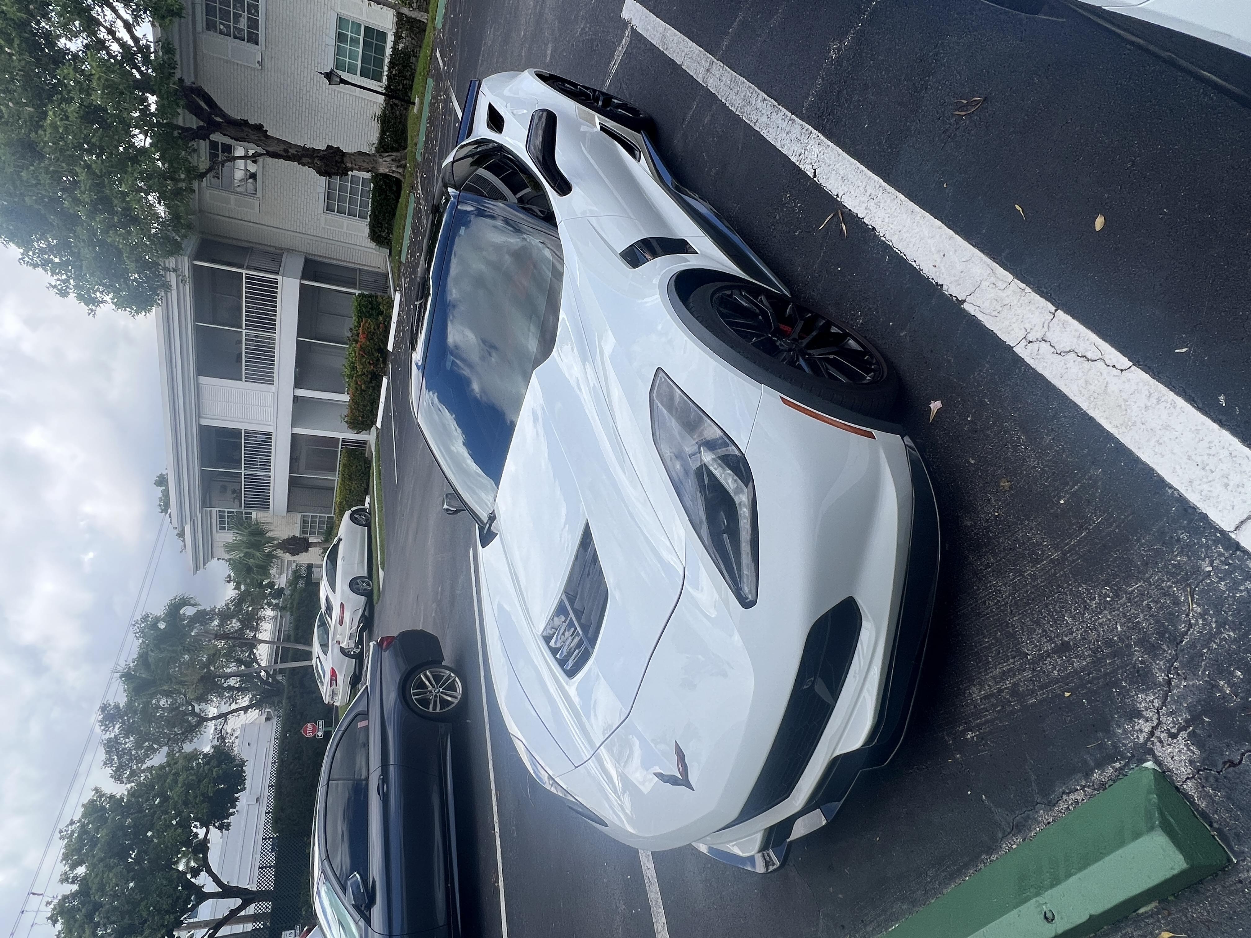 Used 2016 Chevrolet Corvette Z06 w/ 2LZ Preferred Equipment Group RWD image 6