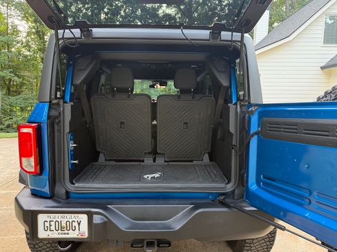 Used 2021 Ford Bronco 2-Door w/ Sasquatch Package AWD/4WD image 9