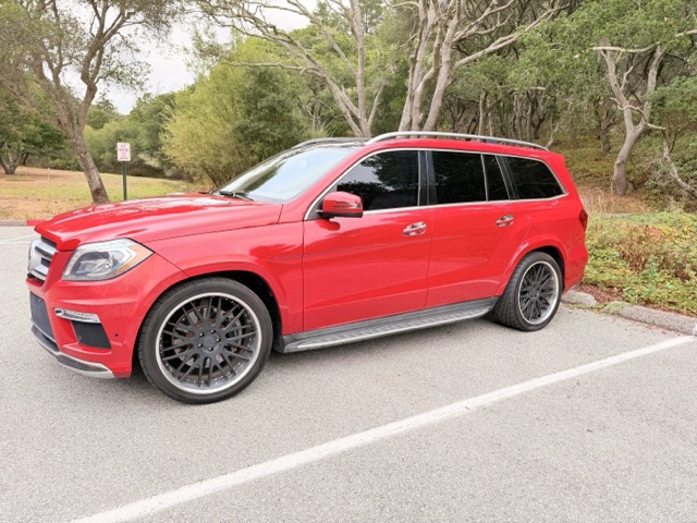 Used 2013 Mercedes-Benz GL 550 4MATIC image 1