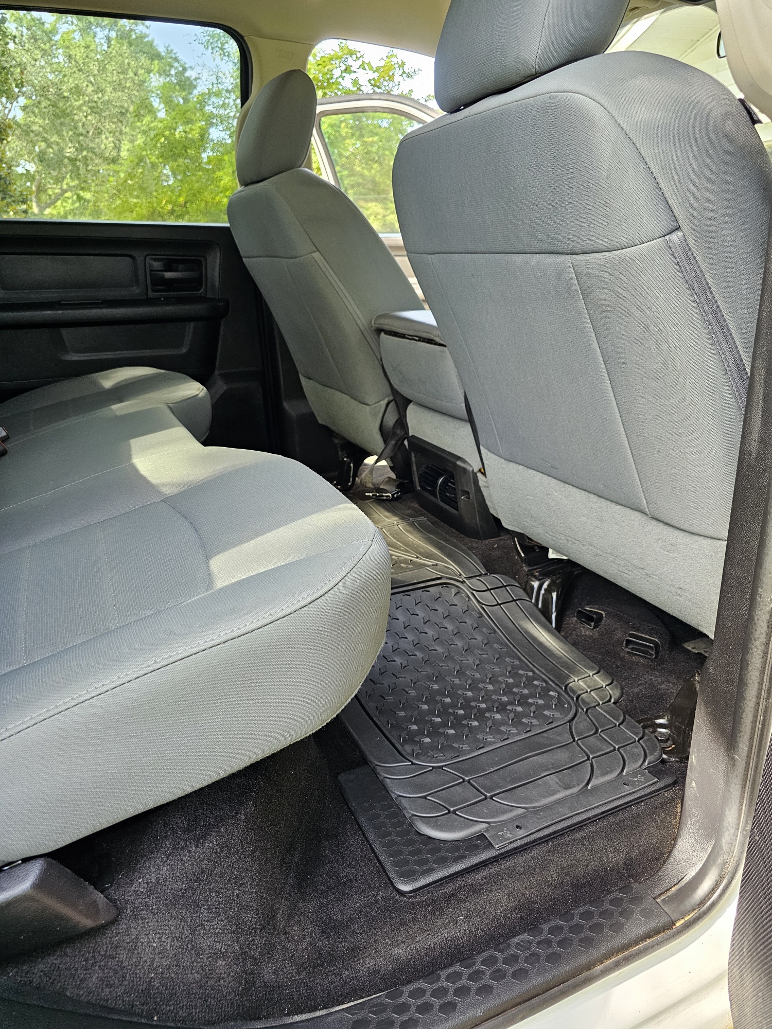 Used 2017 RAM 2500 Tradesman w/ Chrome Appearance Group AWD/4WD image 13