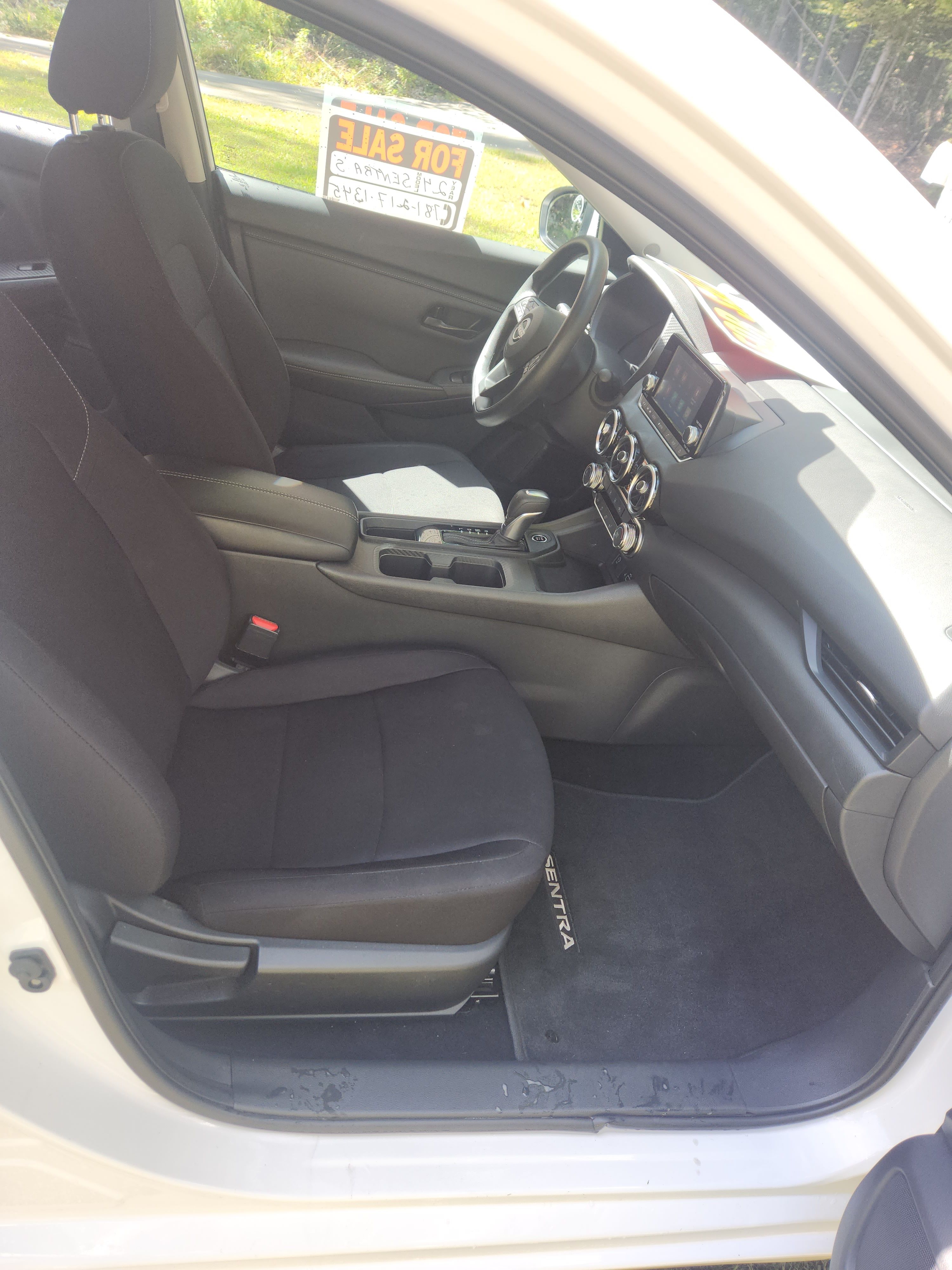 Used 2024 Nissan Sentra S FWD image 9