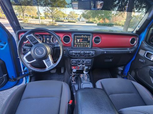 Used 2021 Jeep Wrangler Unlimited Rubicon image 16