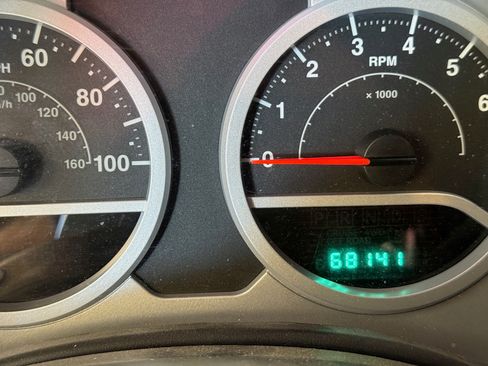 Used 2009 Jeep Wrangler Unlimited Rubicon w/ Dual Top Group image 10