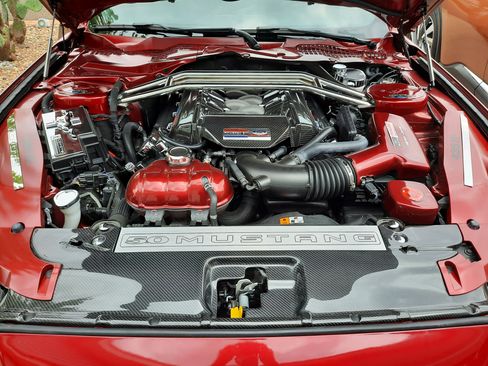 Used 2016 Ford Mustang GT Premium w/ Equipment Group 401A image 10