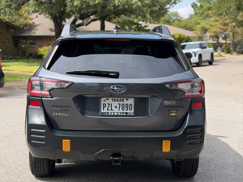 Used 2022 Subaru Outback Wilderness AWD/4WD image 5