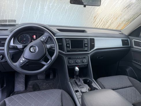 Used 2019 Volkswagen Atlas S image 5