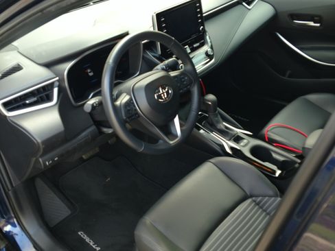 Used 2021 Toyota Corolla XSE w/ Carpet Mat Package (TMS) image 12