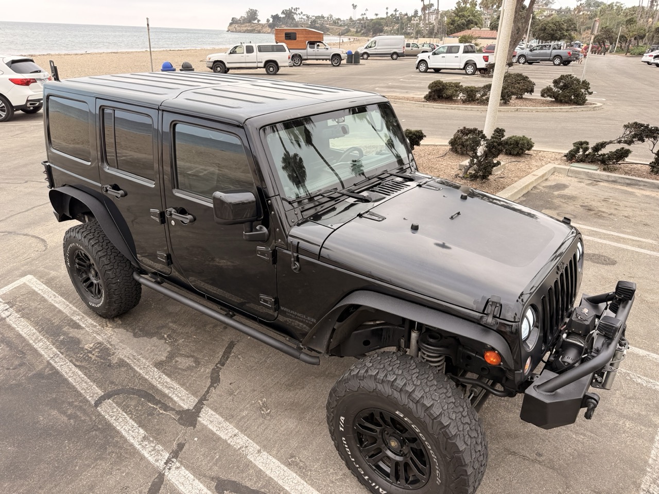 Used 2014 Jeep Wrangler Unlimited Sahara AWD/4WD image 10